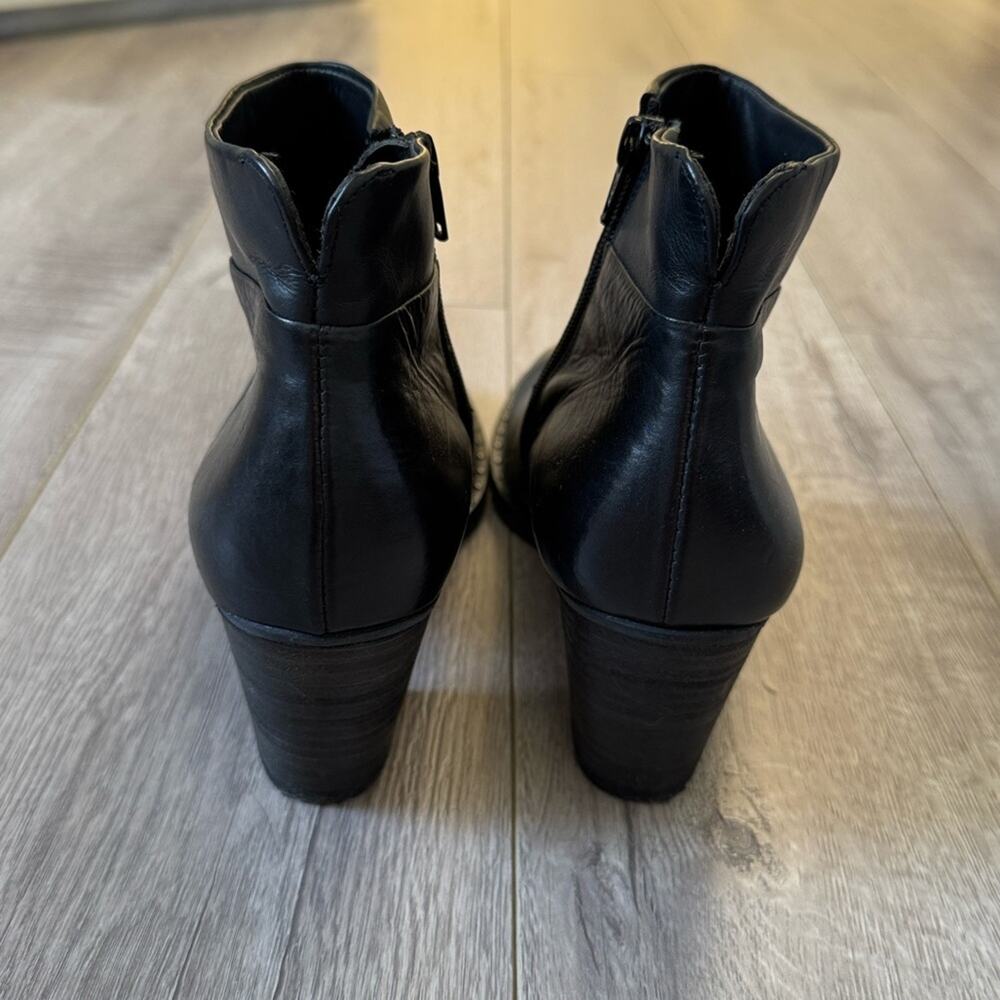 Paul Green Stella Black Leather Studded Ankle Booties Block Heel Sz 8 Minimalist - Picture 6 of 9